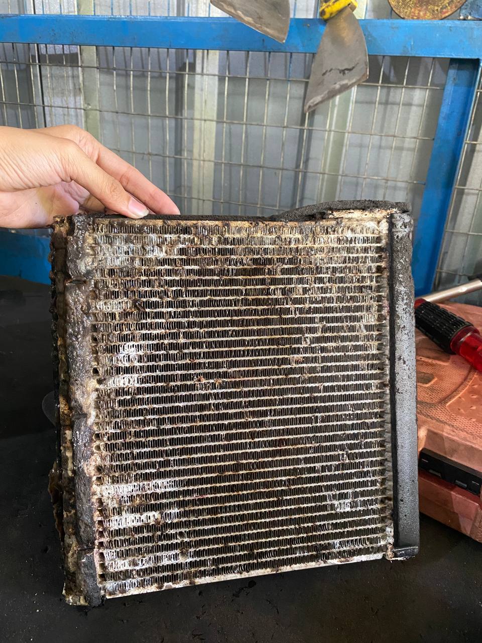 Bengkel AC Banjarbaru, Servis AC Banjarbaru, Agam AC Center Kalimantan Selatan, Bengkel Resmi Denso, agamacmobil.com, tim profesional dan berkualitas serta terdepan di Banjarbaru