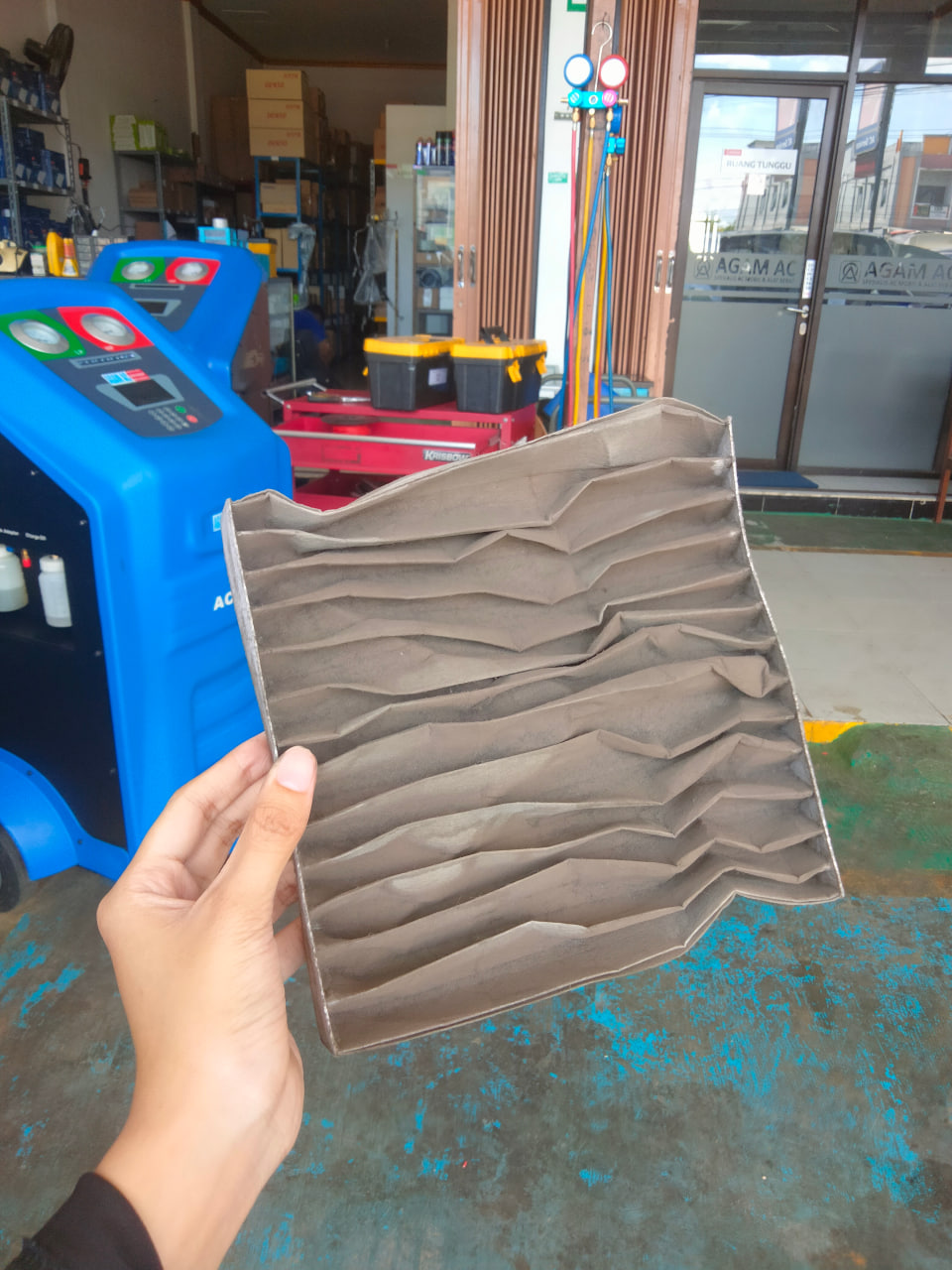 Bengkel AC Banjarbaru, Servis AC Banjarbaru, Agam AC Center Kalimantan Selatan, Bengkel Resmi Denso, agamacmobil.com, tim profesional dan berkualitas serta terdepan di Banjarbaru